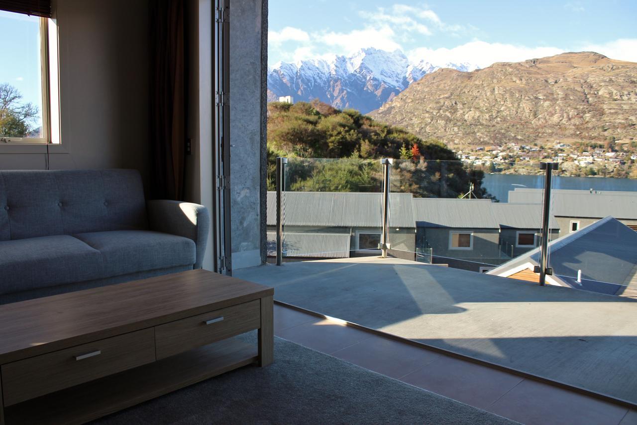Alpine Village Views クイーンズタウン エクステリア 写真